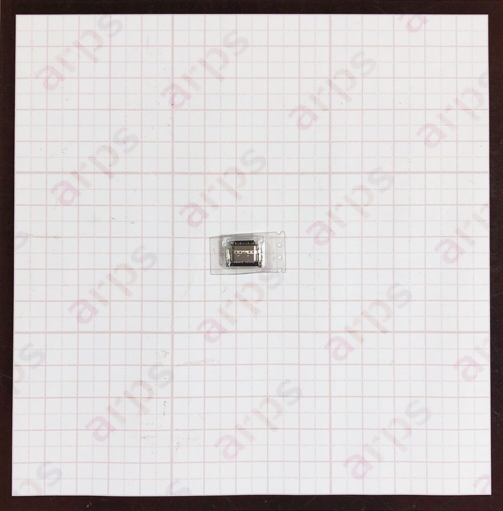 LG Q Stylus (LM-Q710XM) ドックコネクター端子