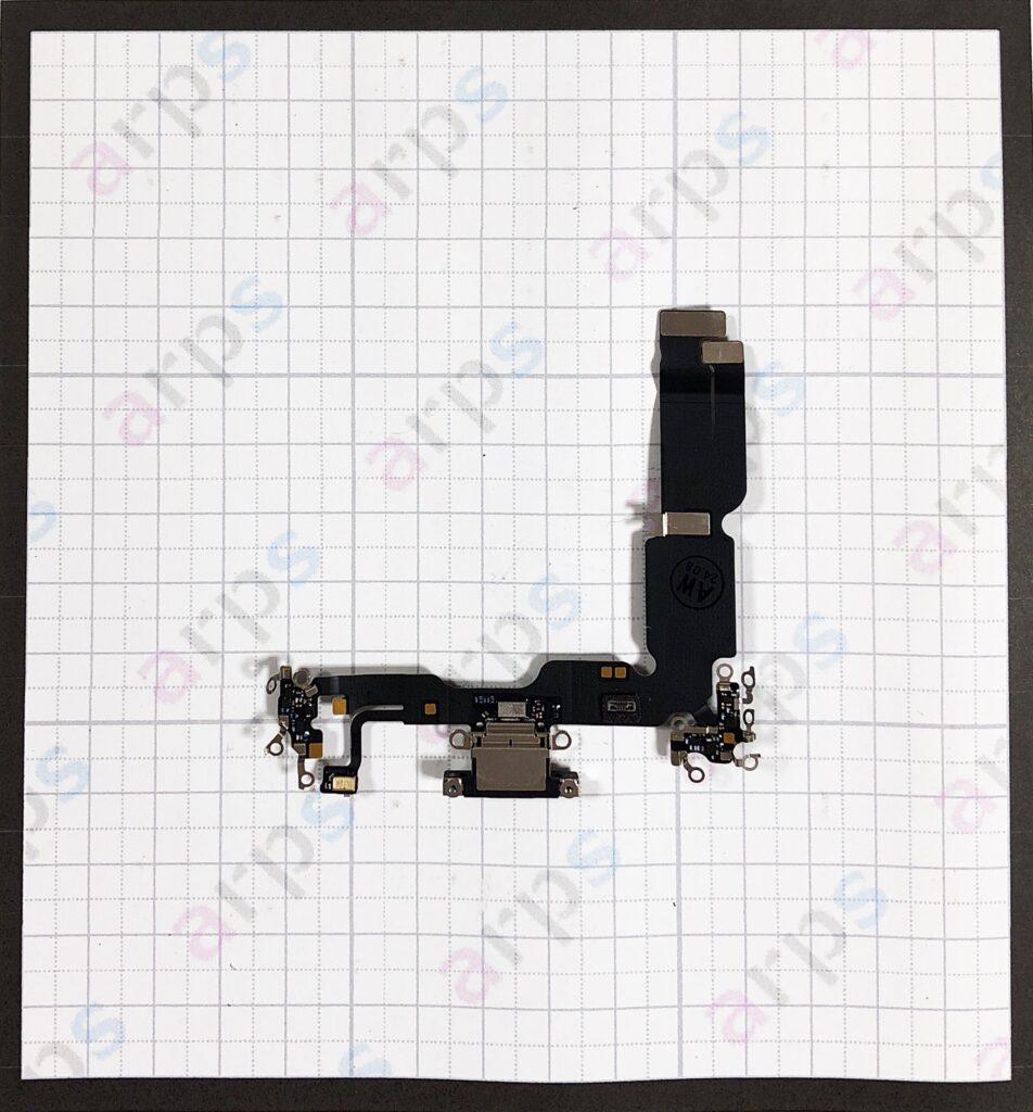 iPhone15Plus ドックコネクター ブラック