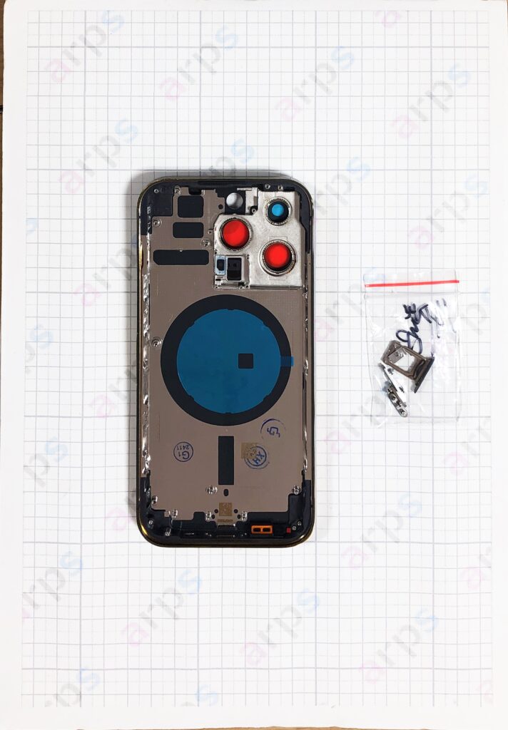 iPhone14Pro バックパネル フレーム一体型 紫