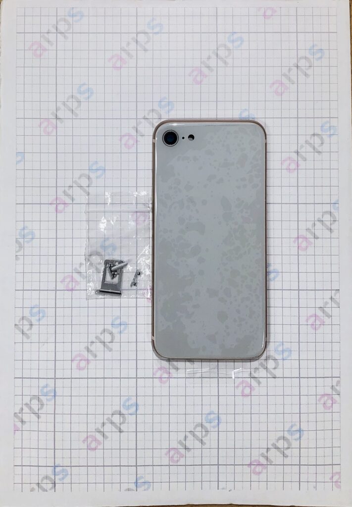 iPhoneSE3 バックパネル (フレーム一体型) 白