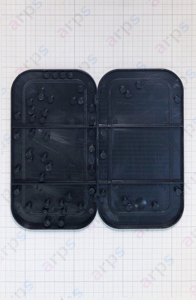 iPhone5 ネジ置き